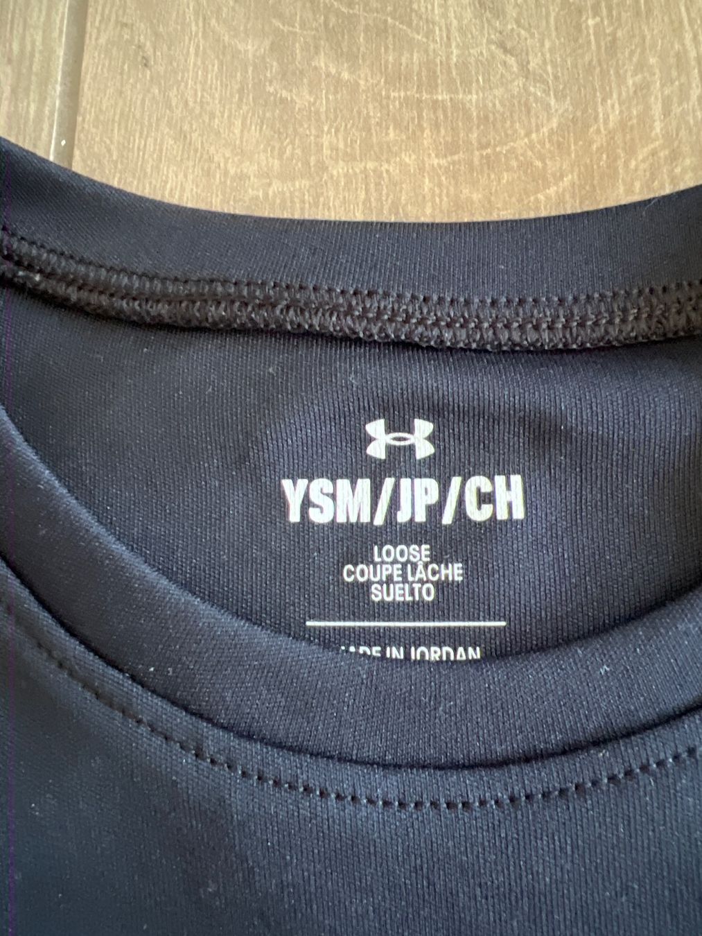 Under Armour Camicette, T-shirt & Top: T-Shirt Under Armour – Usato da Winkel venduto da Naomie14 1