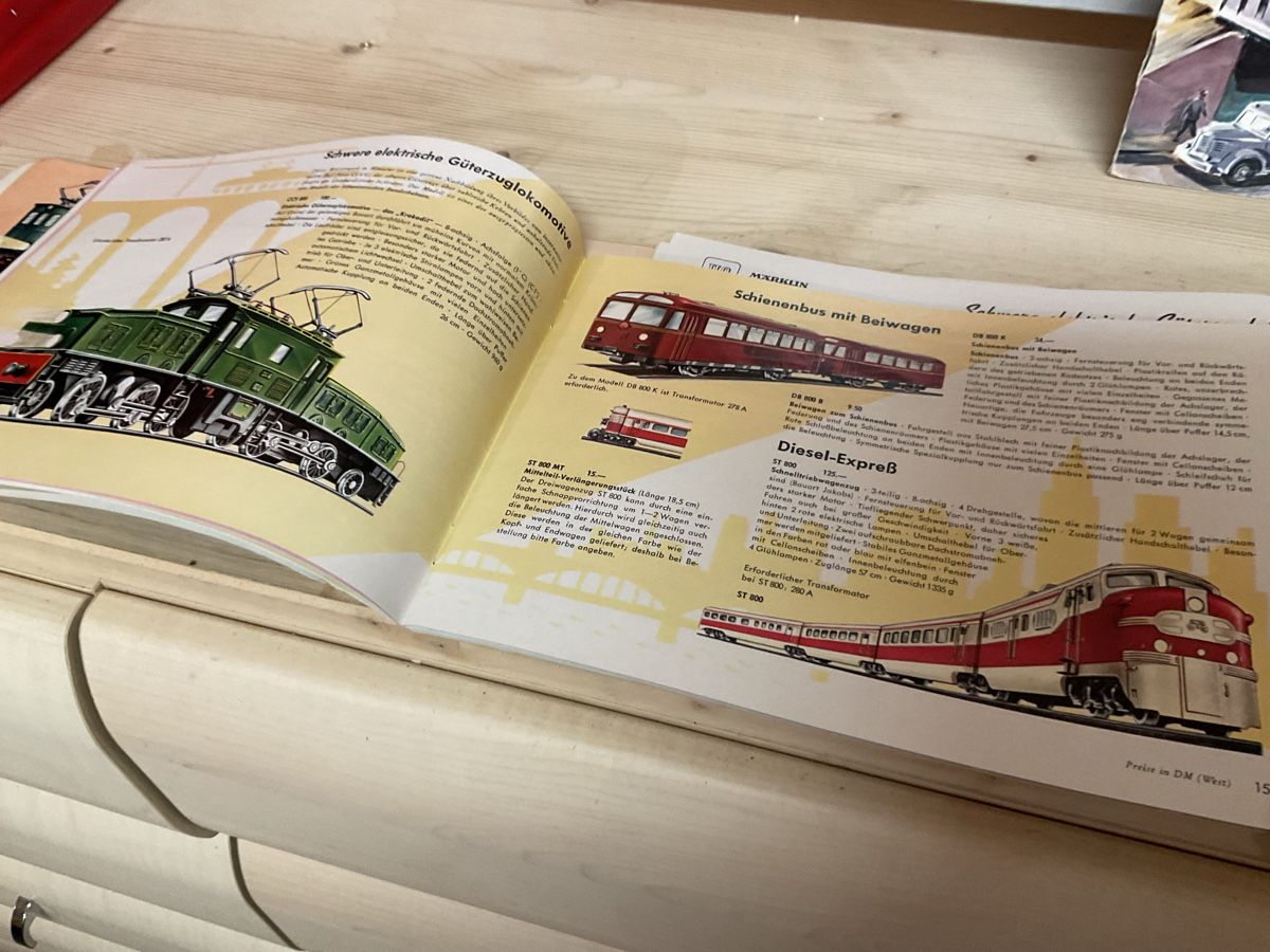 Märklin Modelleisenbahnen: Märklin Kataloge Nr.2  – Gebraucht aus Wald ZH von Sbbemilio 7