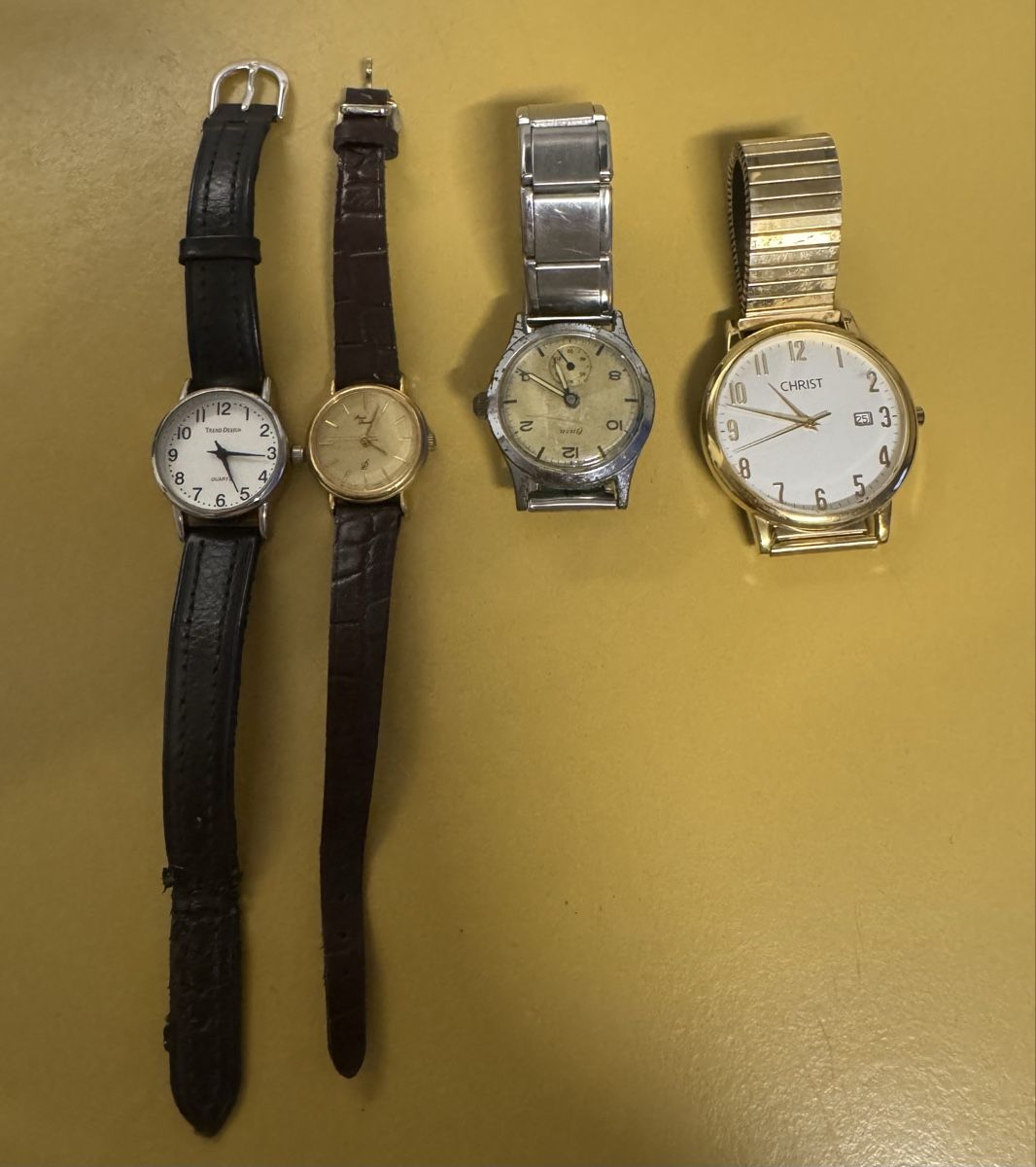 Montres: Lot 4 stk. Uhren  – D'occasion à Schlieren par Freundlich02