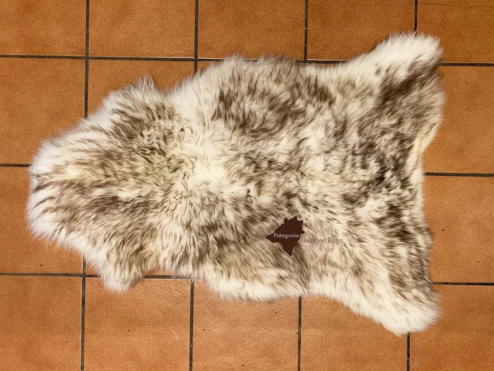 Tappeti: Lammfell Teppich Muflon – Nuovo e nell'imballaggio originale da Arbedo venduto da patagonialeatherrugs 2