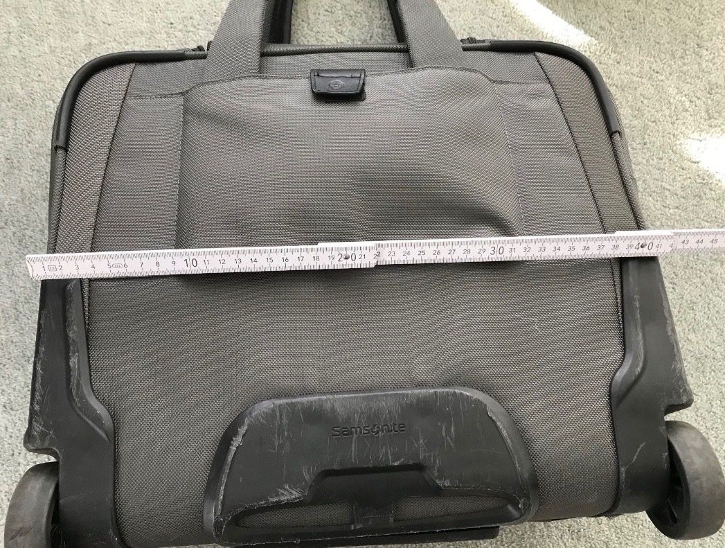 Samsonite Valigie: Samsonite Business Trolley Laptop Tasche – Usato da St. Gallen venduto da lfs_nxl8 8