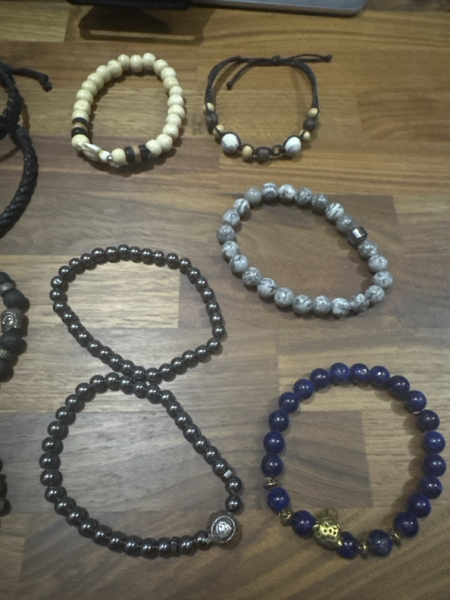 Bracelets: 13 Armbänder Set verschiedene Materialien gebraucht – D'occasion à Muolen par R_Z98 2