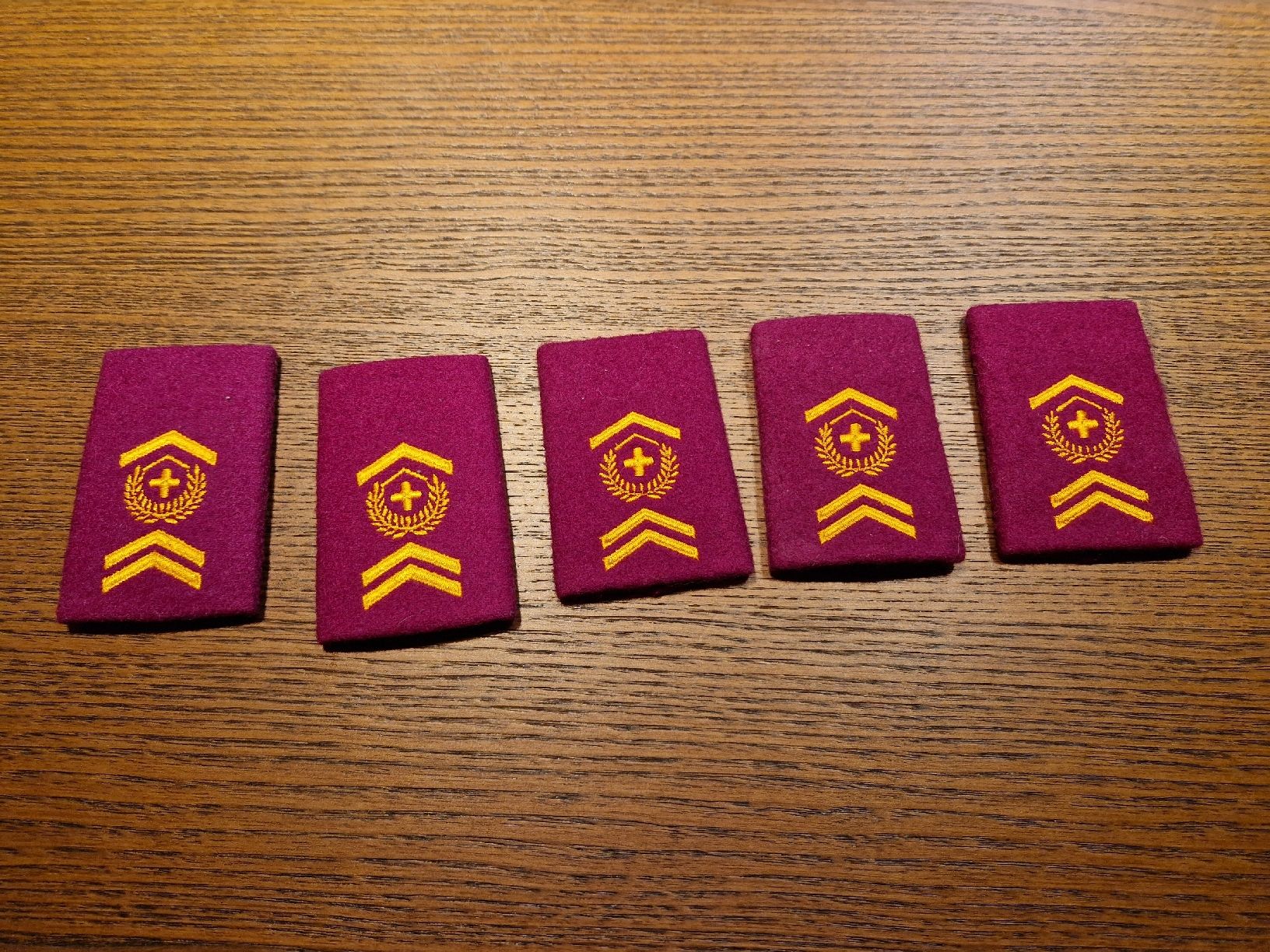 Schweizer Armee Plaketten & Abzeichen: Adj Uof Batten Log Trp – Neu (gemäss Beschreibung) aus Unterägeri von brg109