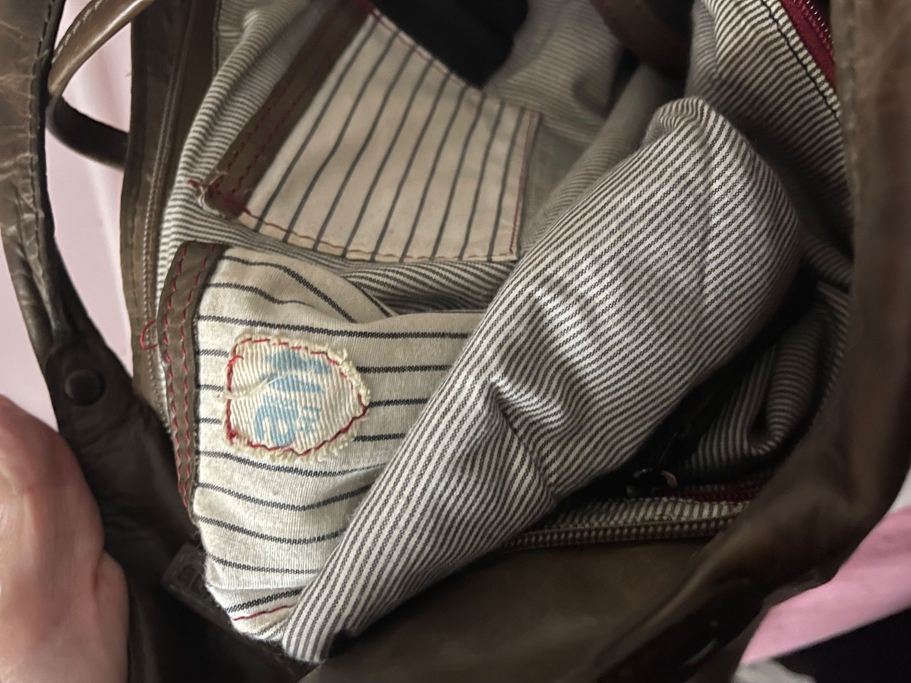 Aunts & Uncles Taschen für Damen: Aunts& Uncles – Gebraucht aus Hinterkappelen von lid_9h7j 3