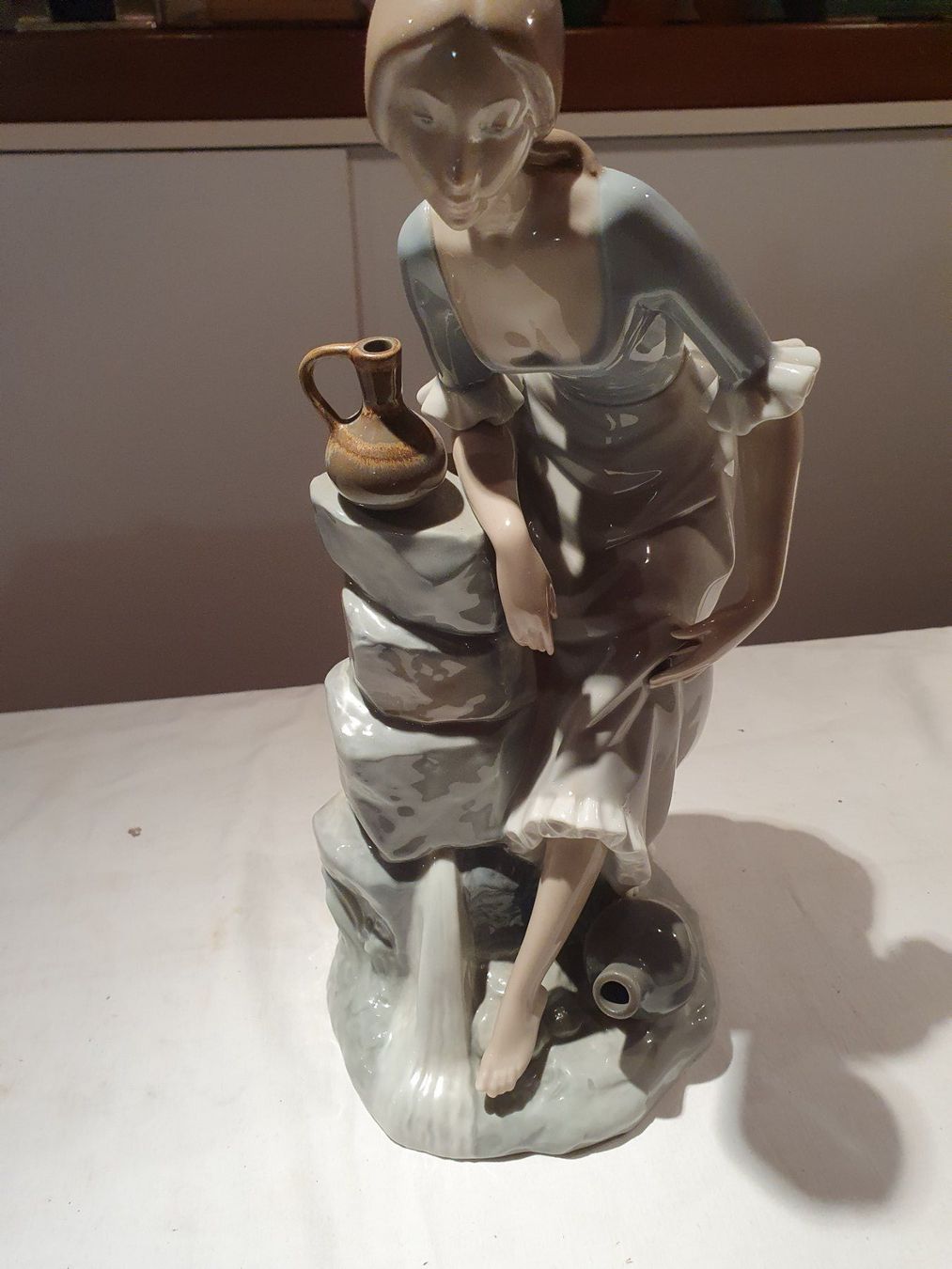 Lladro Statuette: Porzellan Figur "Wasserträgerin" Lladro Stil – Usato da Basel venduto da M2