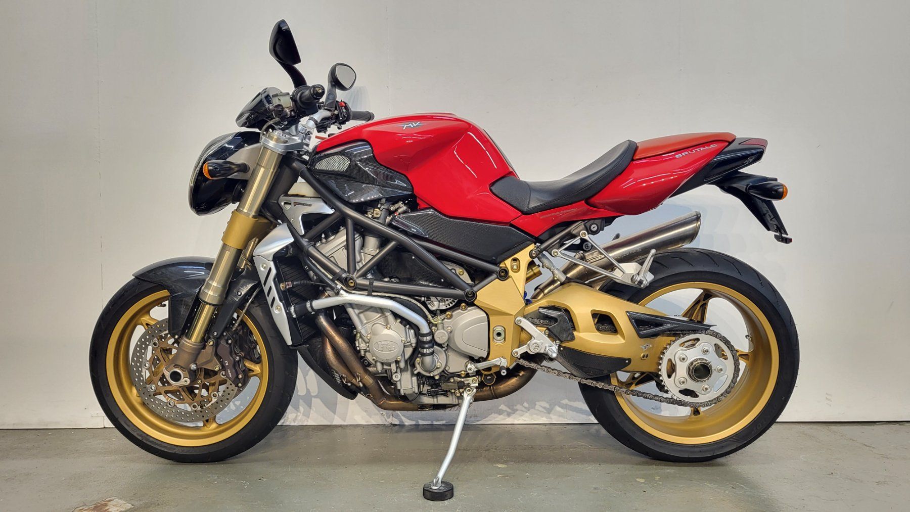 MV Agusta Strada: MV Agusta Brutale 750 Serie Oro – Usato da Tägerschen venduto da Moto-Welt 1