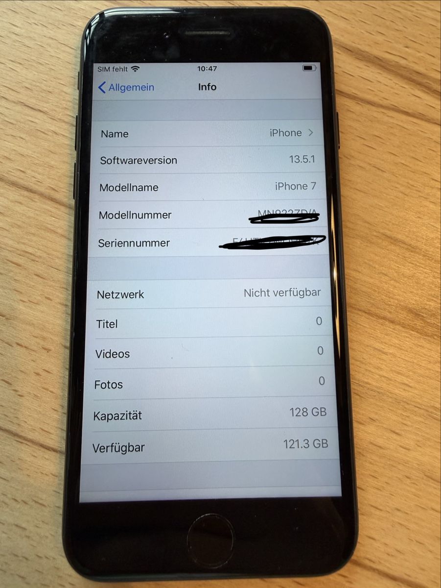 Apple Handys / Smartphones: iPhone 7 128GB  – Gebraucht aus Chur von Sim7000 2