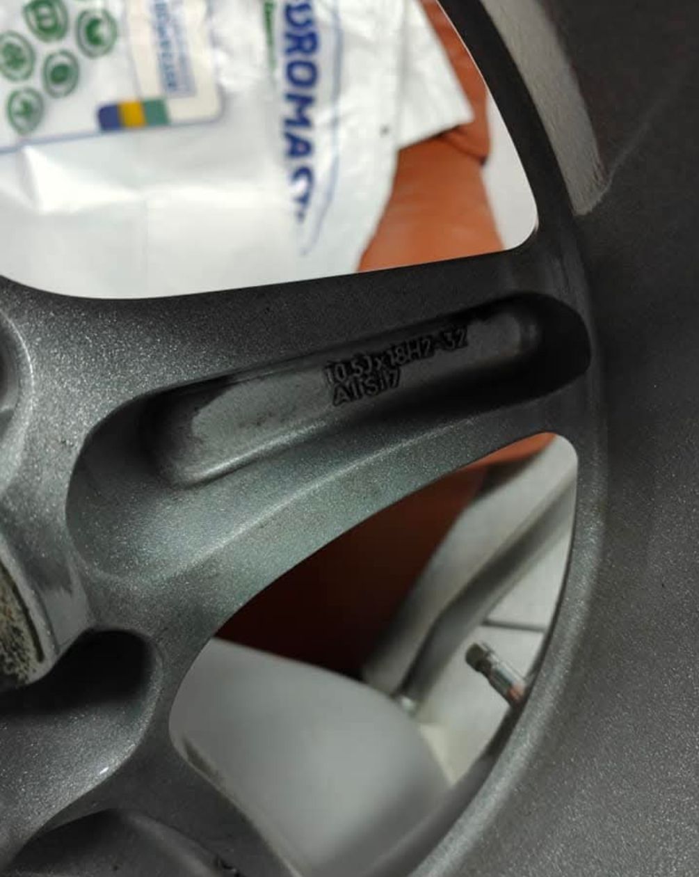 Ferrari Felgen: Ferrari Felgen  – Neu (gemäss Beschreibung) aus Dürrenäsch von Pneu-Idris 5