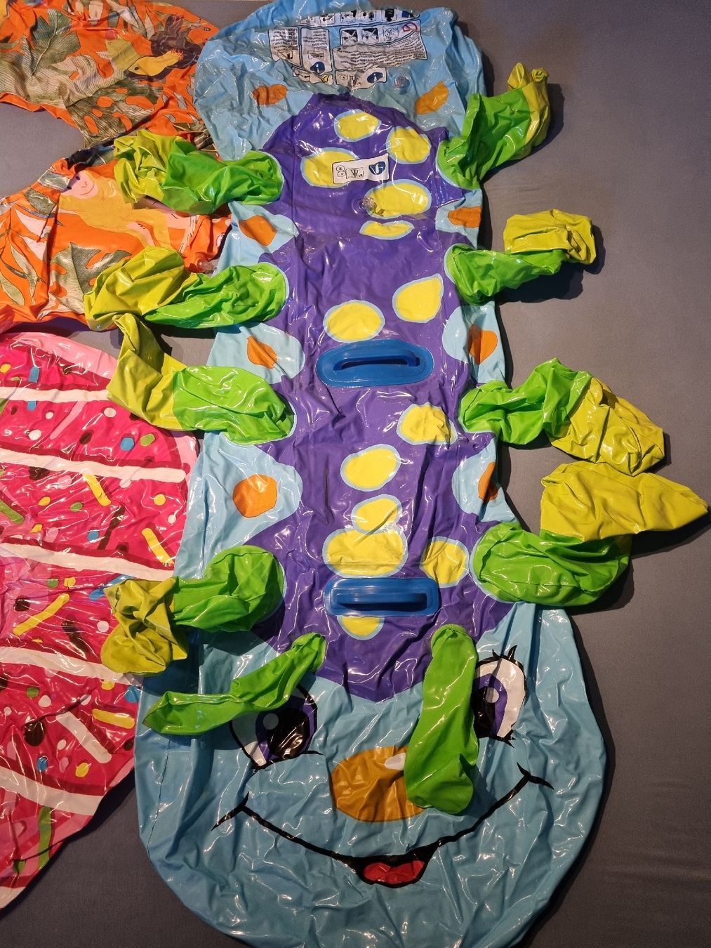 Bouées: Aufblasbare Schwimmsachen Set – D'occasion à Murten par Inf-shop 3