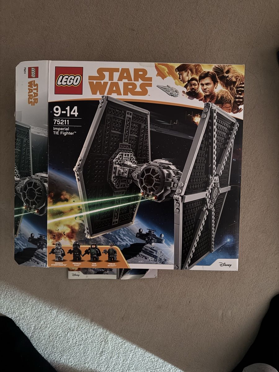 Lego Kit di costruzioni: Lego Star Wars 75211 und 75300 – Usato da Sissach venduto da D.Siech