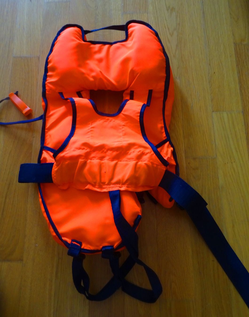 Helly Hansen Schwimmwesten: Schwimmweste Rettungsweste Helly Hansen Kinder 10-25 Kilo – Gebraucht aus Zürich von Connie8 3