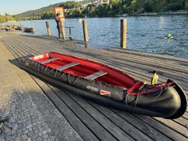 Grabner Speed Kanu mit Motorspiegel