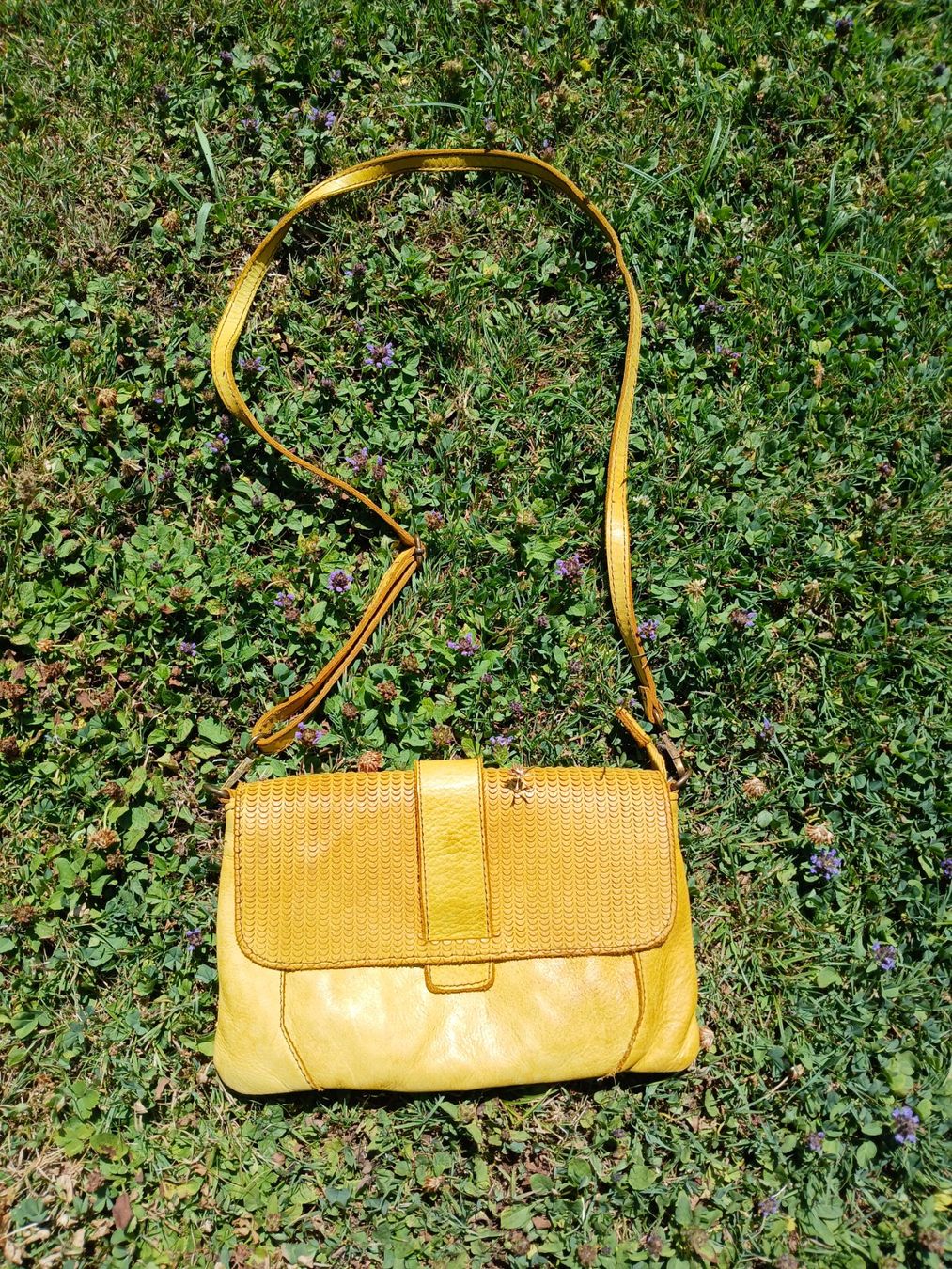 Borse da donna: kleine gelbe Handtasche – Usato da Wolfhausen venduto da Garfield1414
