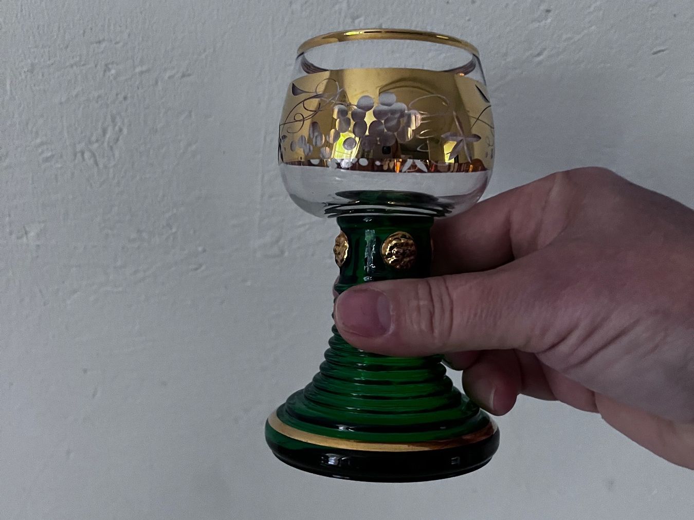 Gläser: Alte Römer Weinglas 12 cm, 0,1 L – Gebraucht aus Möhlin von mil_h55x 3