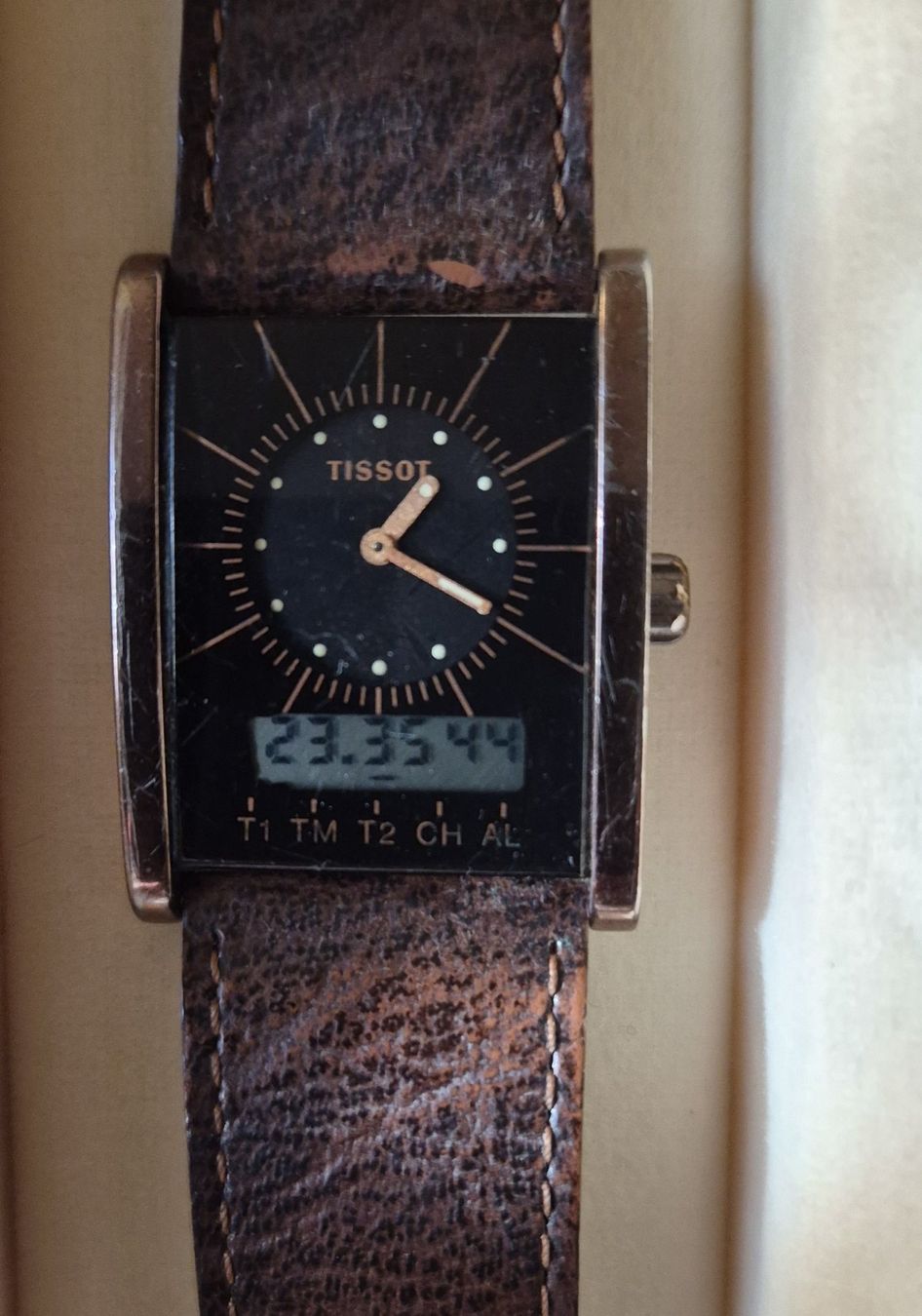 Tissot Montres: Tissot Two Time Herren Armbanduhr Fullset – D'occasion à Basel par Kurioses 1