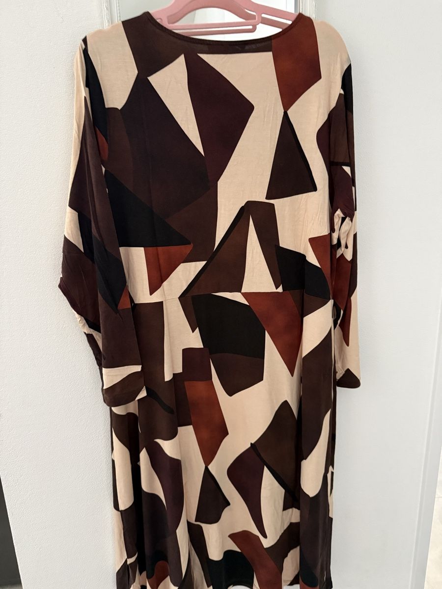 Robes: Aniston SELECTED Midikleid Grösse 48 vom Ackermann  – Neuf (Voir description) à Pfeffikon LU par pepino17