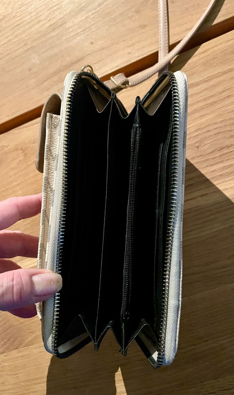 Borse da donna: Handytasche inkl.Portemonaille – Nuovo (secondo la descrizione) da Fehraltorf venduto da Marlene4 3
