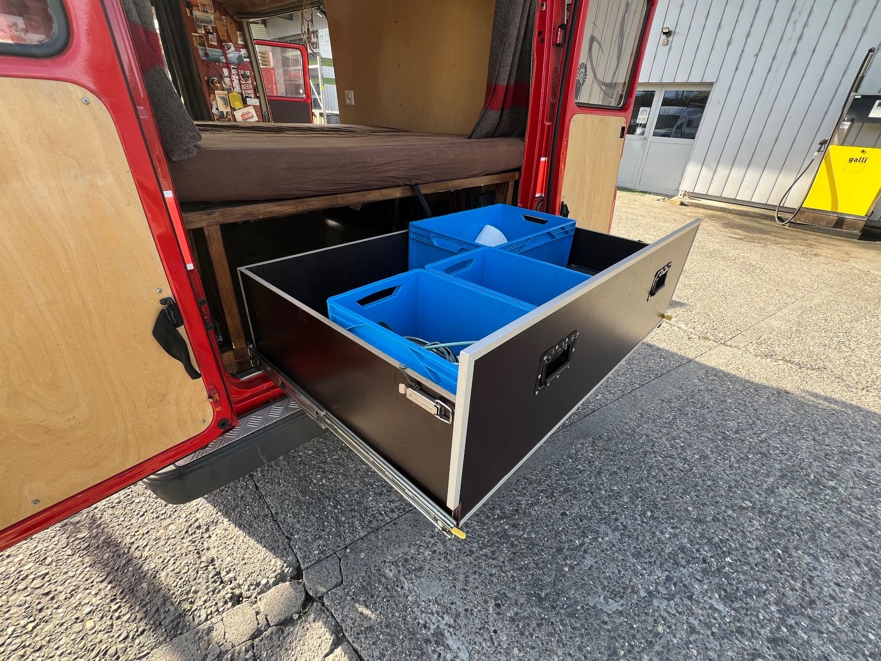 VW Veicoli da campeggio: VW LT 28 Bus / Camper – Usato da Solothurn venduto da and_fv56 8