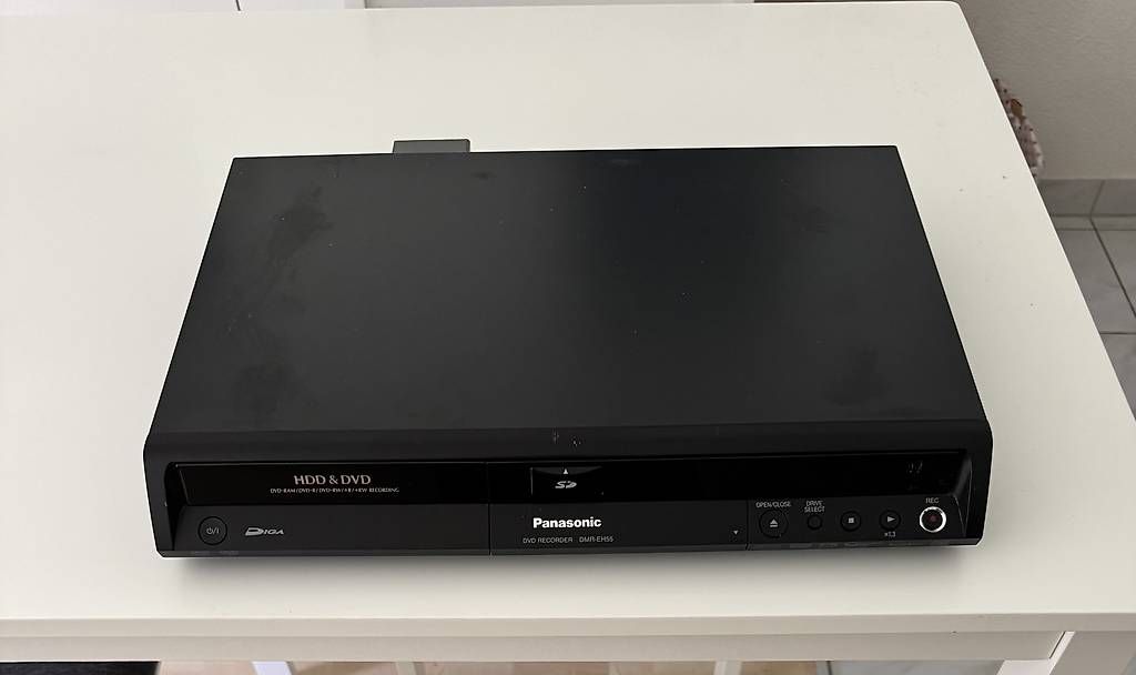 Tutti i DVDs: Zu verkaufen HDD & DVD  – Usato da Altnau venduto da Gern20 2