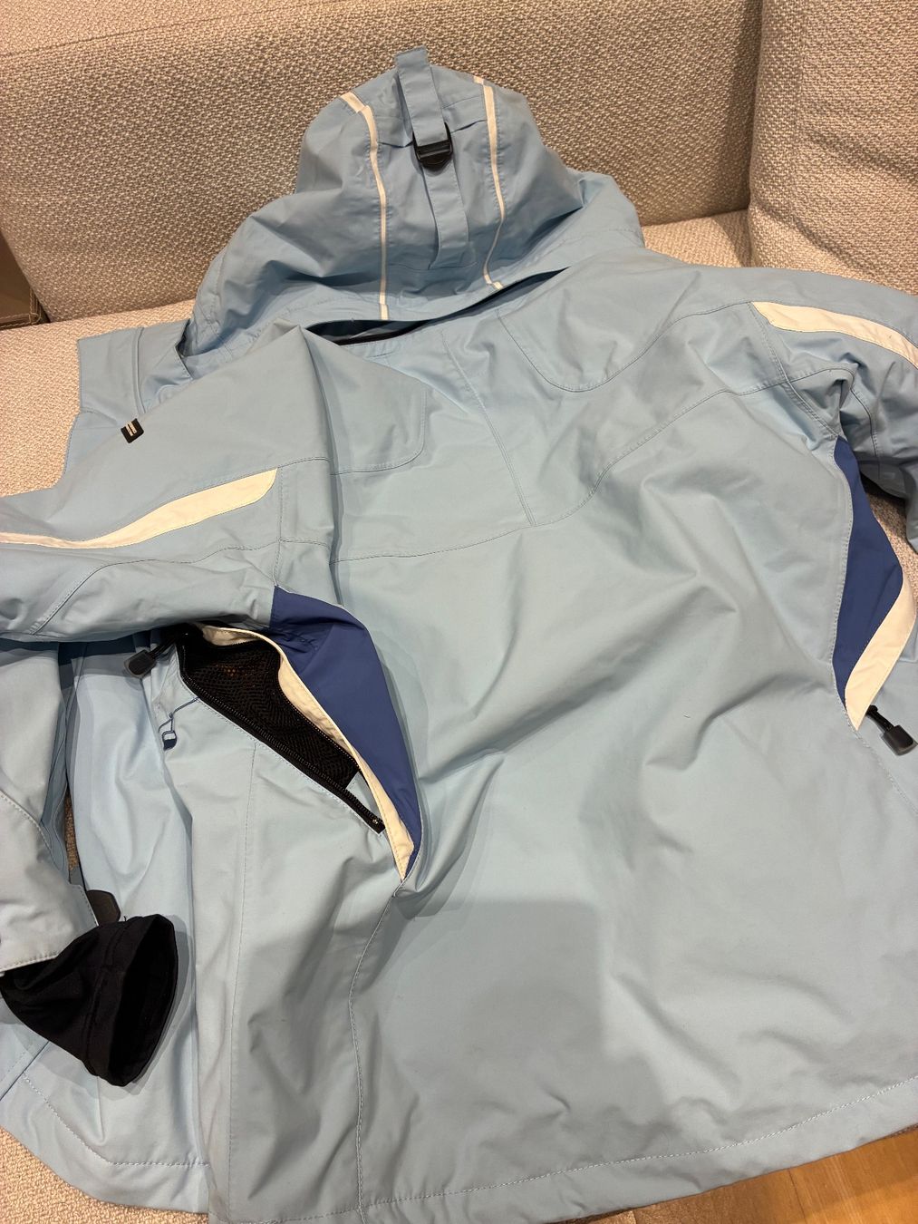 Jacken: Belowzero Skijacke, Gr. M – Gebraucht aus Adliswil von tchest007 4