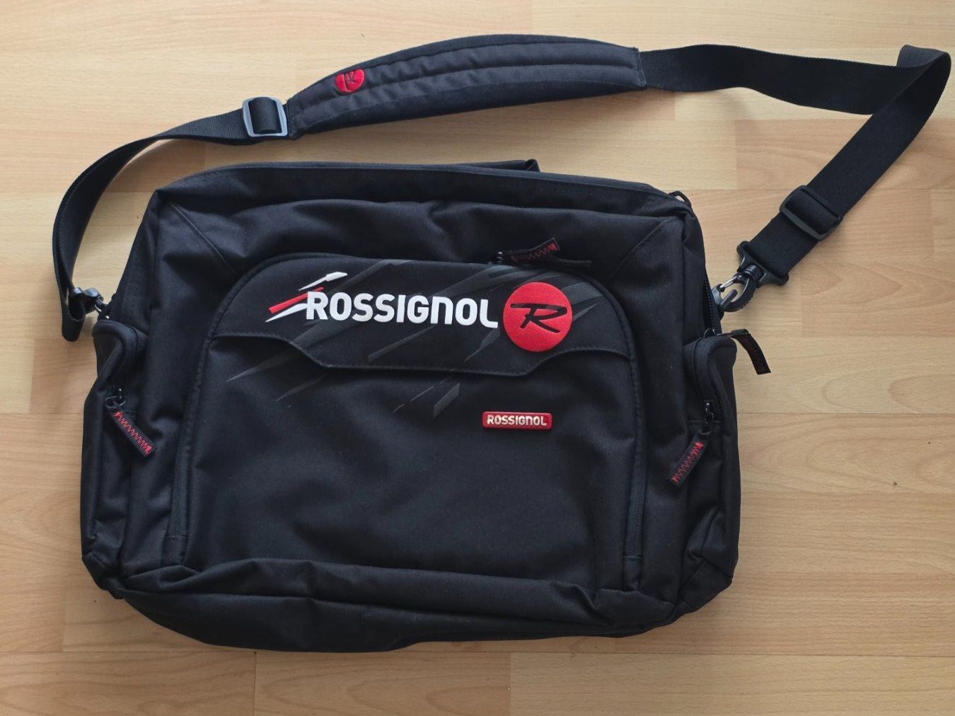 Koffer & Taschen: Notebook Tasche von Rossignol, schwarz – Neu (gemäss Beschreibung) aus Niederglatt ZH von Polobunny