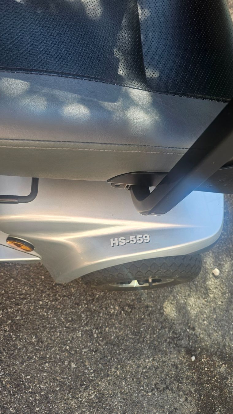 Veicoli elettrici: Mobil Comfort HS-559 – Usato da Etoy venduto da angi020 2