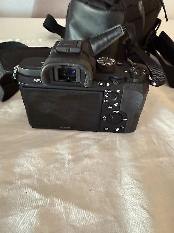 Fotocamera: Sony ILCE 7MII/ Alpha 7II – Usato da Schaffhausen venduto da -sterntaler- 1