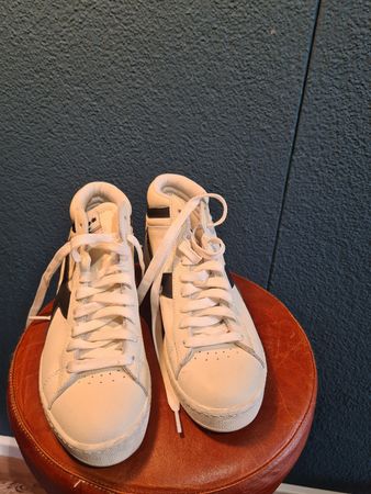 Diadora Sneaker Gr. 39. Top Zustand!