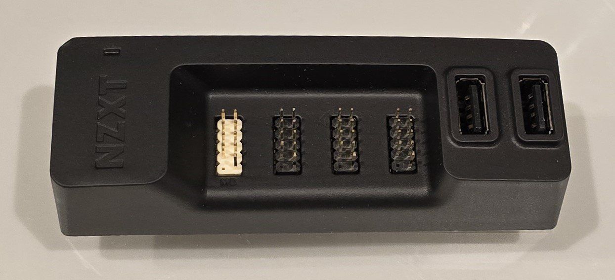 Hubs & Switches: interner USB Hub mit eigener Stromversorgung – Gebraucht aus Azmoos von johanoes