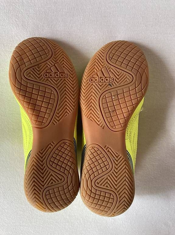Chaussures garçon: Hallenschuhe Adidas Copa, 32 – D'occasion à Haldenstein par meladin 2