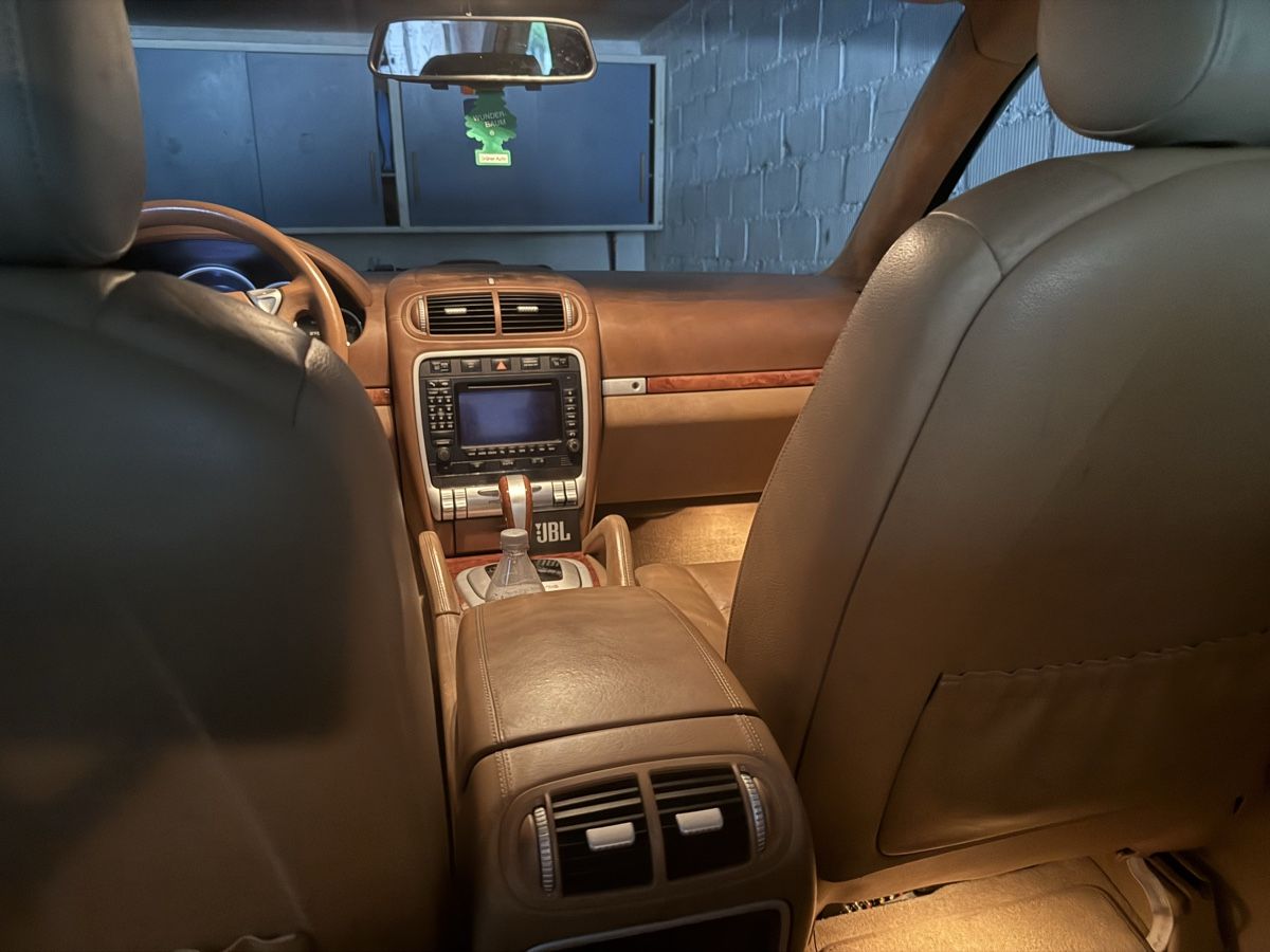Porsche Automobili: Porsche Cayenne Turbo  – Usato da Rheineck venduto da Catone87 6