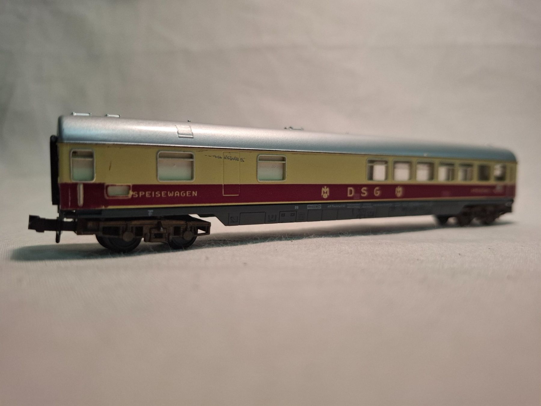 Arnold Modelleisenbahnen: TEE - Zug, 6-teilig, Analog, Spur N – Gebraucht aus Grenchen von georges053 7
