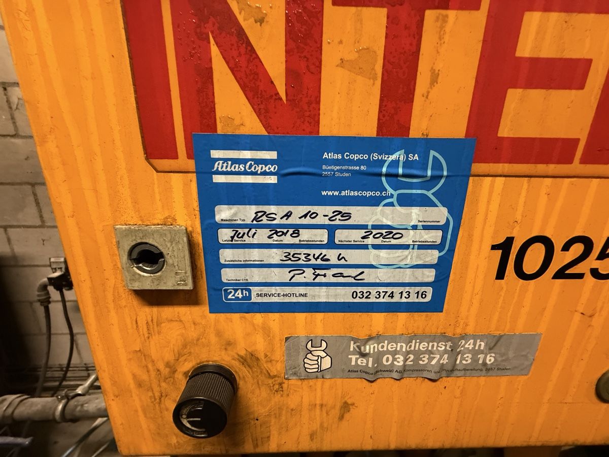 Veicoli commerciali: Industrieller Kompressor INTER 1025 - Leistungsstark! – Usato da Näfels venduto da gilgomat 2
