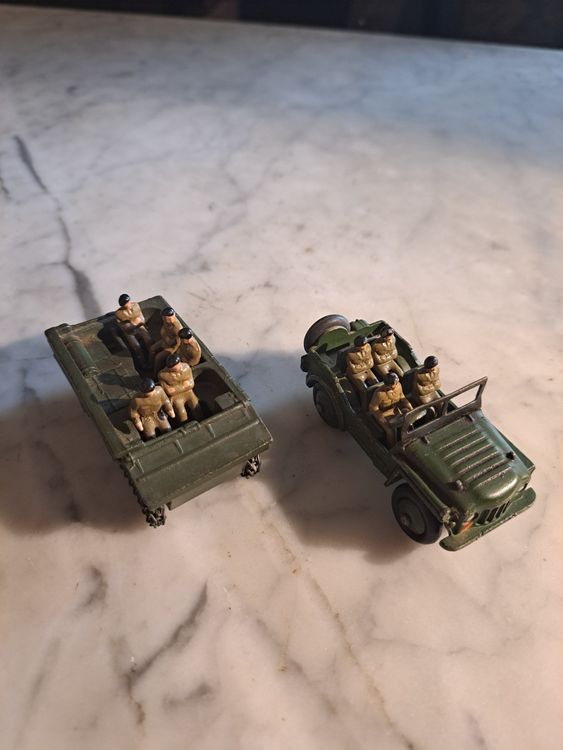 Bren Gun Carrier inc 3 crew.(A) - 1st Corps