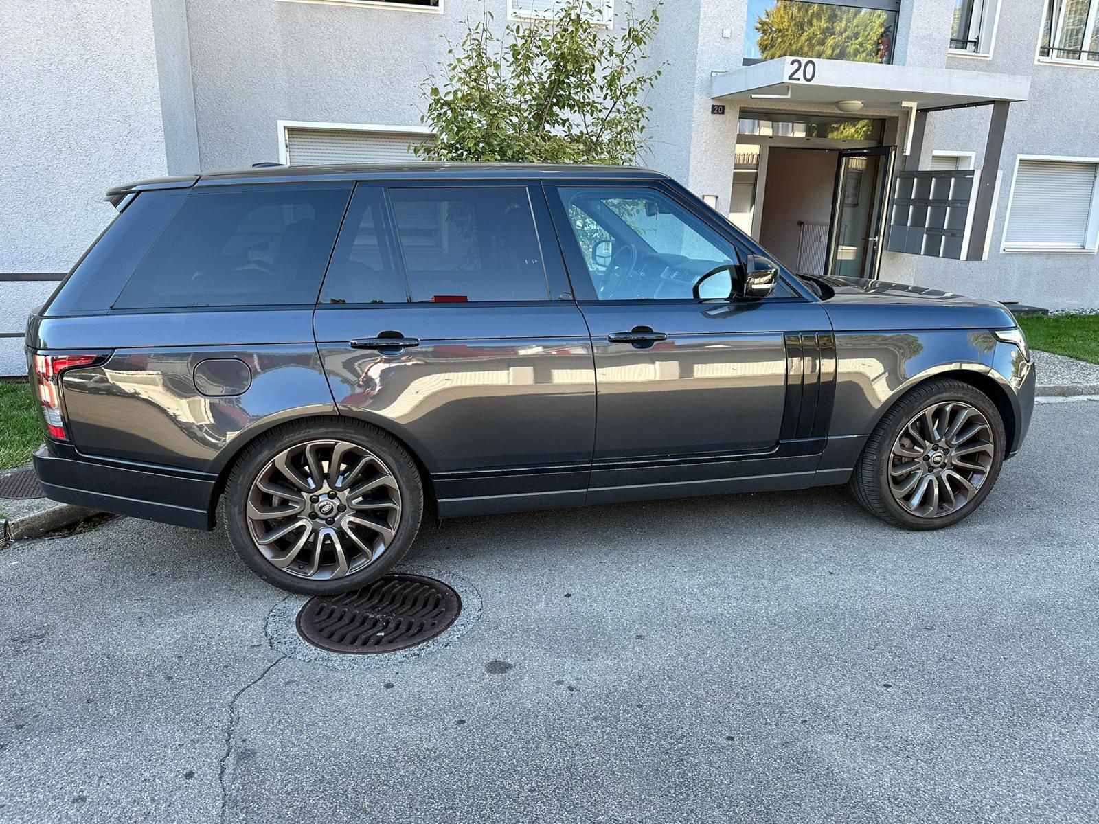 Land Rover Automobili: Range Rover Vogue – Difettoso da Ostermundigen venduto da Lucy20
