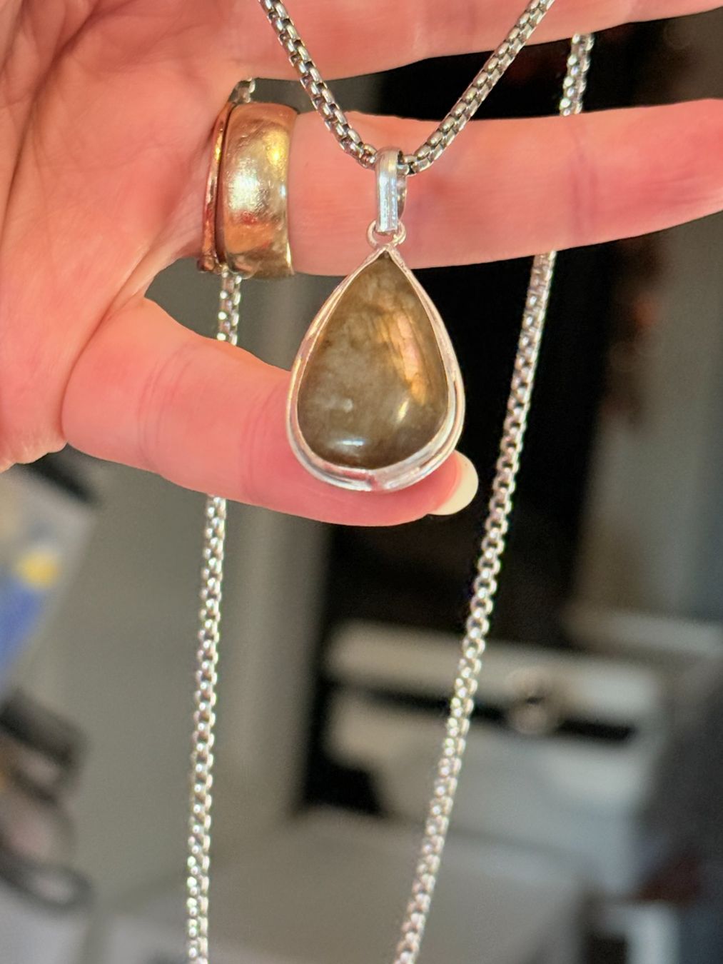 Catenine: Collier élégant avec Labradorite véritable, neuf! – Nuovo e nell'imballaggio originale da Genève venduto da AGBERG