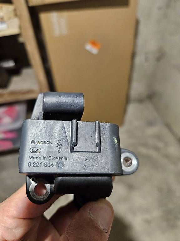 Tutti pezzi di ricambio auto: Zündspulen w246 B200 – Usato da Kriens venduto da kev_yqq9 1