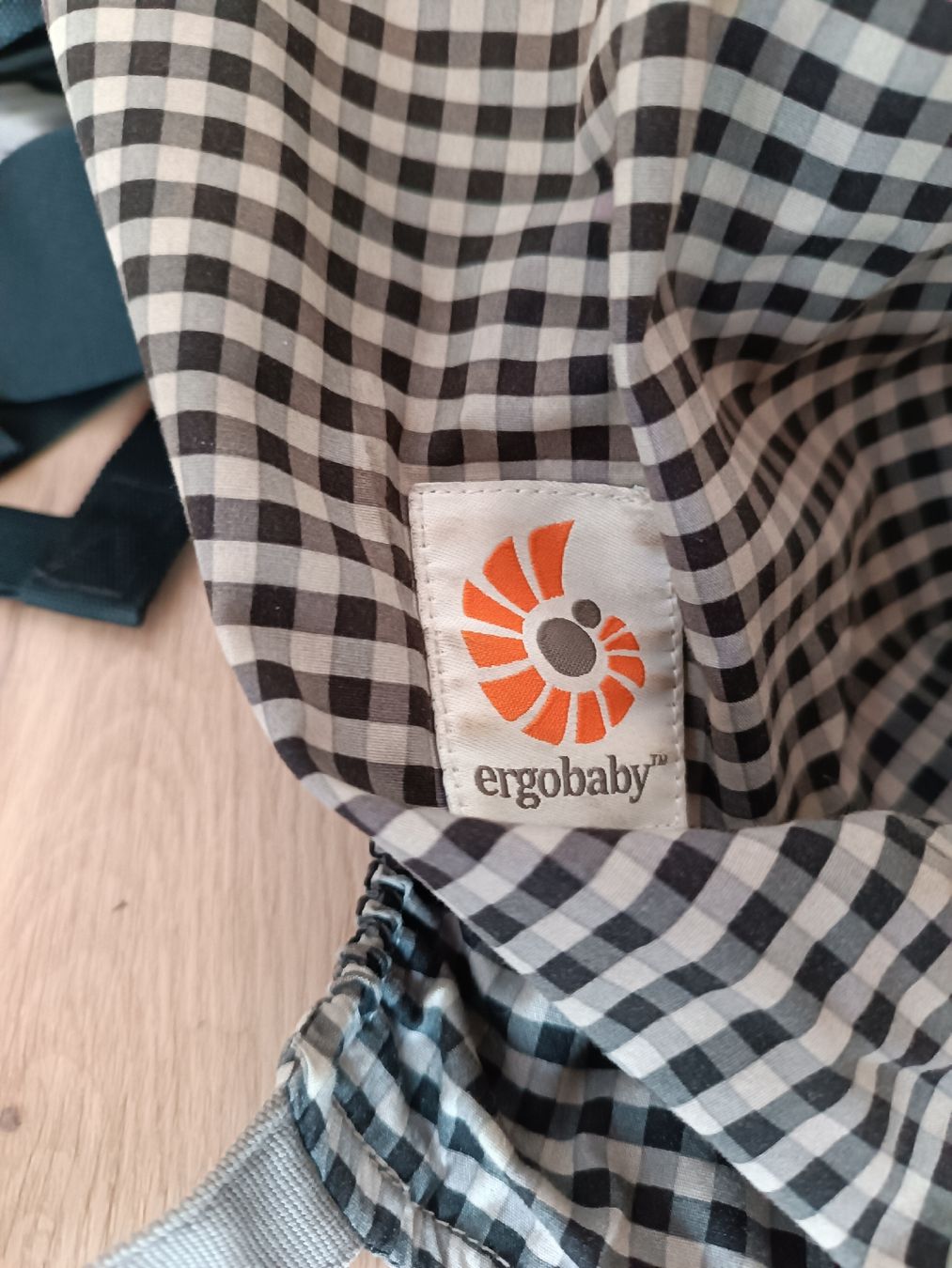 Marsupi portabebè: Ergobaby Trage – Usato da Arbedo venduto da cuc_8zbh 1