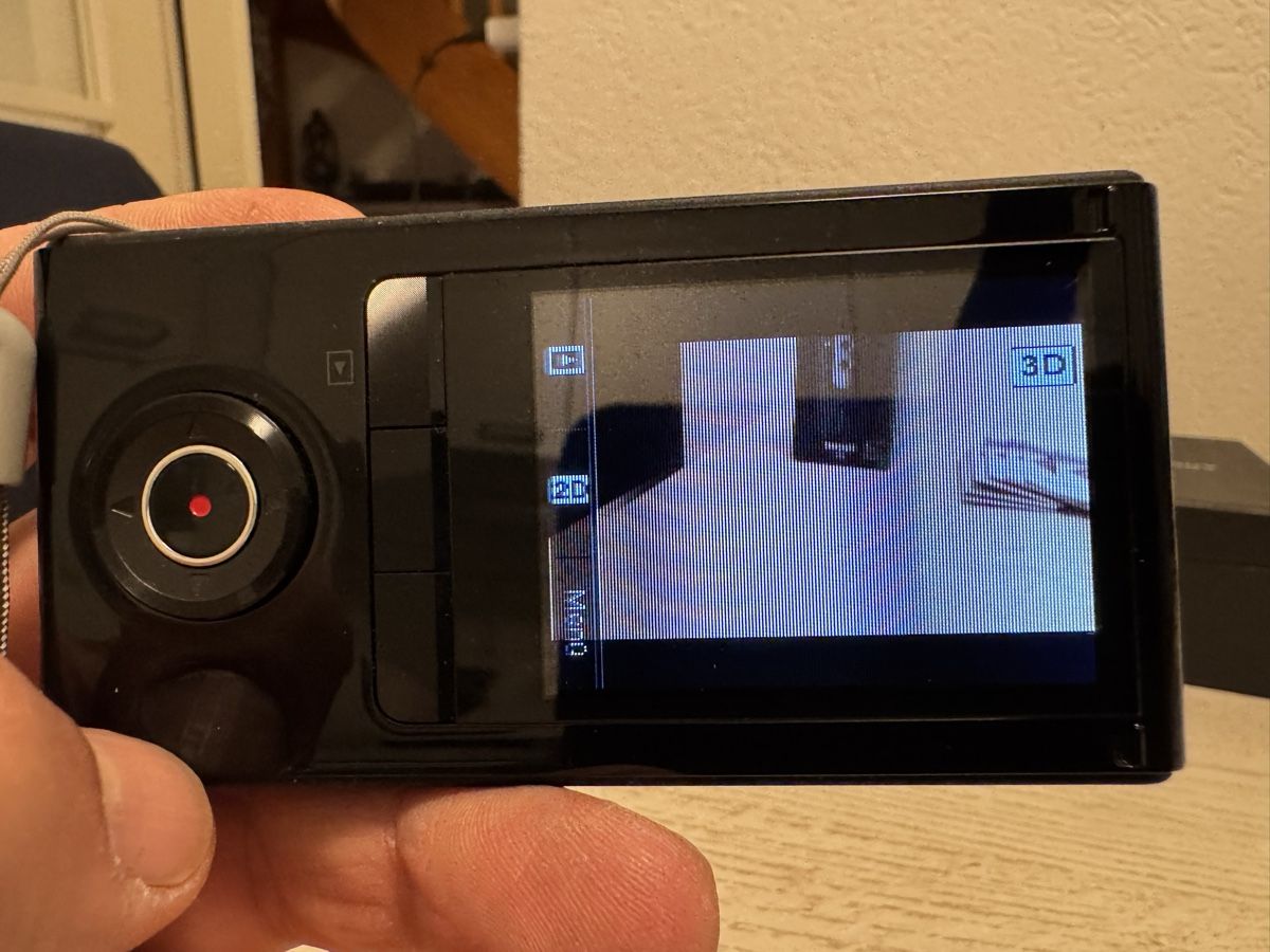 Sony Fotocamera: SONY Mobile HD Snap Camera Bloggie 3D MHS-FS3 – Usato da Zunzgen venduto da milesdavis76 5