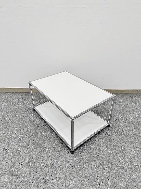 Tavoli: USM Haller couchtisch reinweiss – Usato da Glattbrugg venduto da q-aderdesign 2