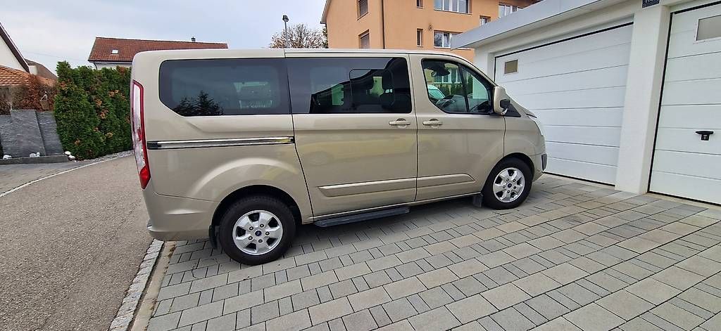 Automobili: Ford Tourneo Custom  – Usato da Wigoltingen venduto da Gjeto74 2