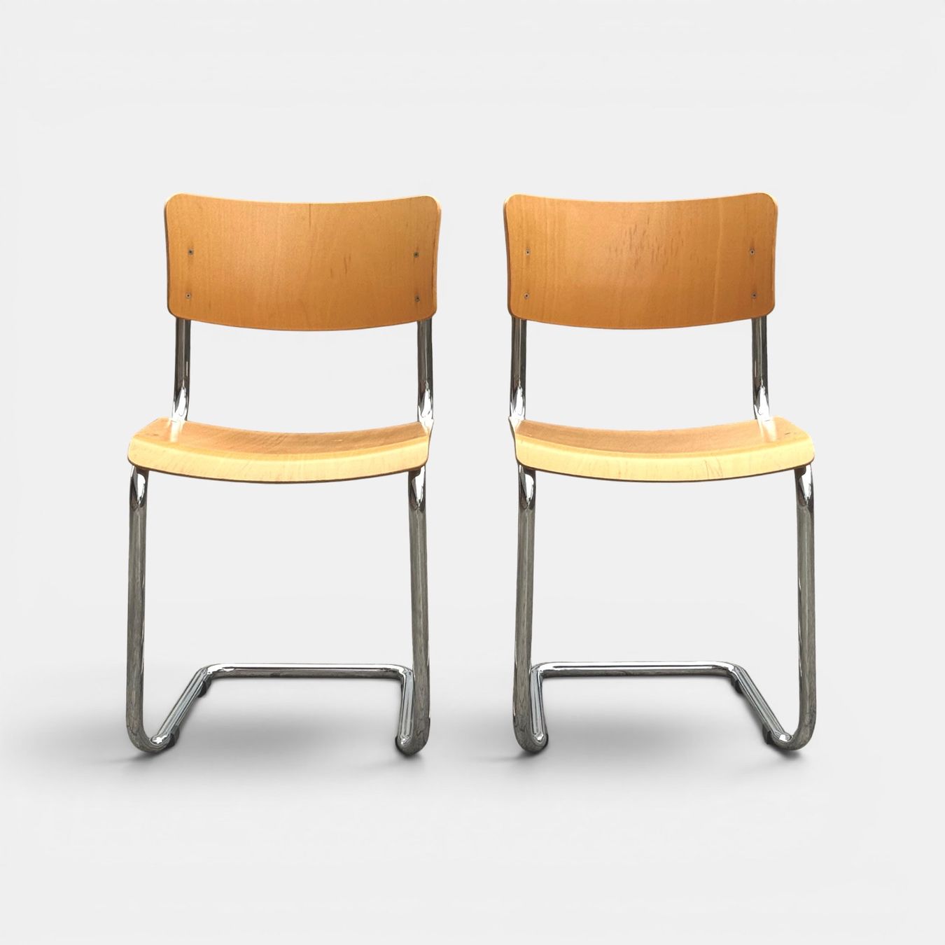 Thonet Stühle: Thonet Freischwinger S43 ST // 2er Set – Gebraucht aus Schinznach-Dorf von mix