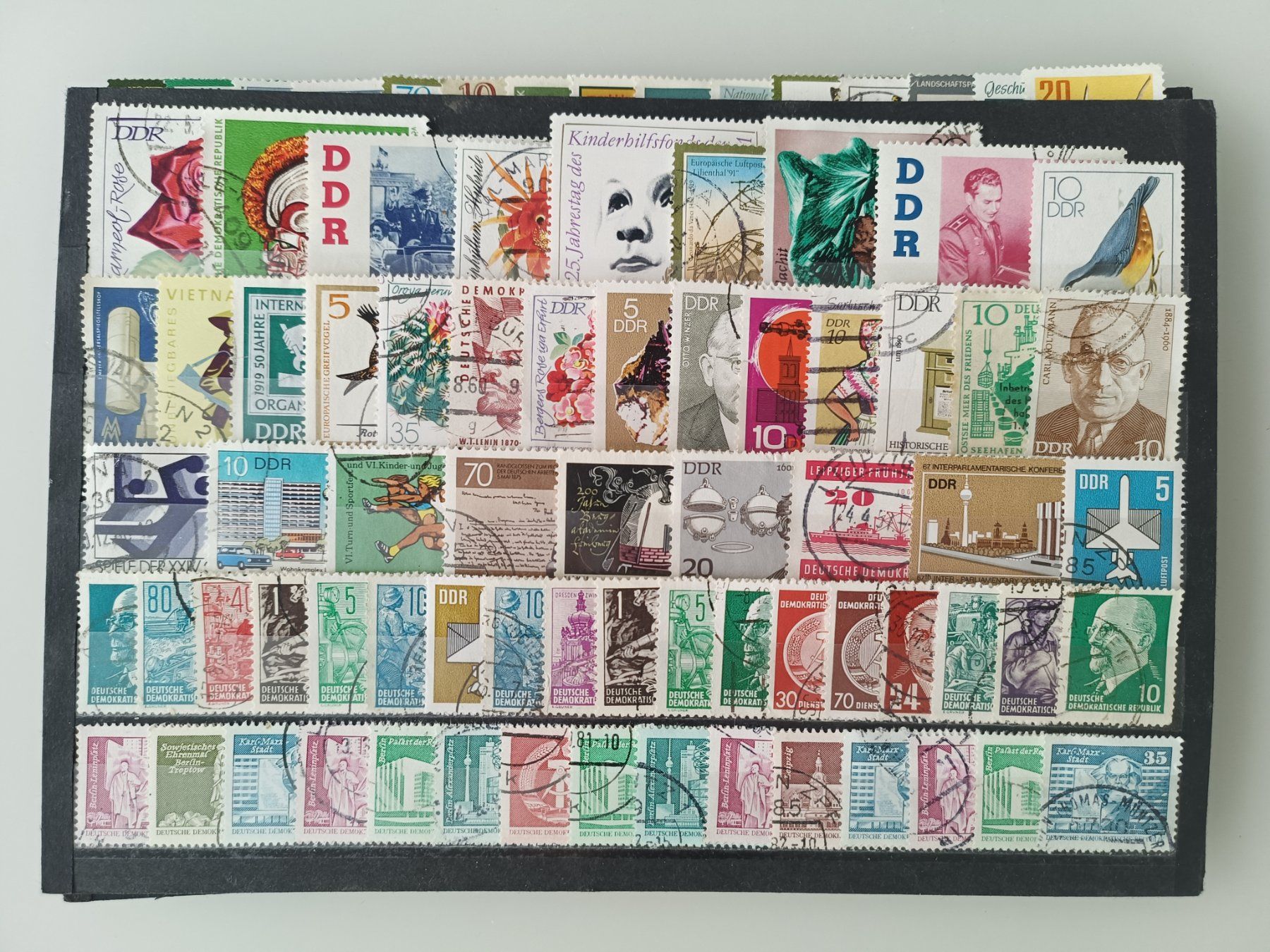 Tutti i francobolli: DDR Lot gestempelt – Usato da Dübendorf venduto da goeggi79