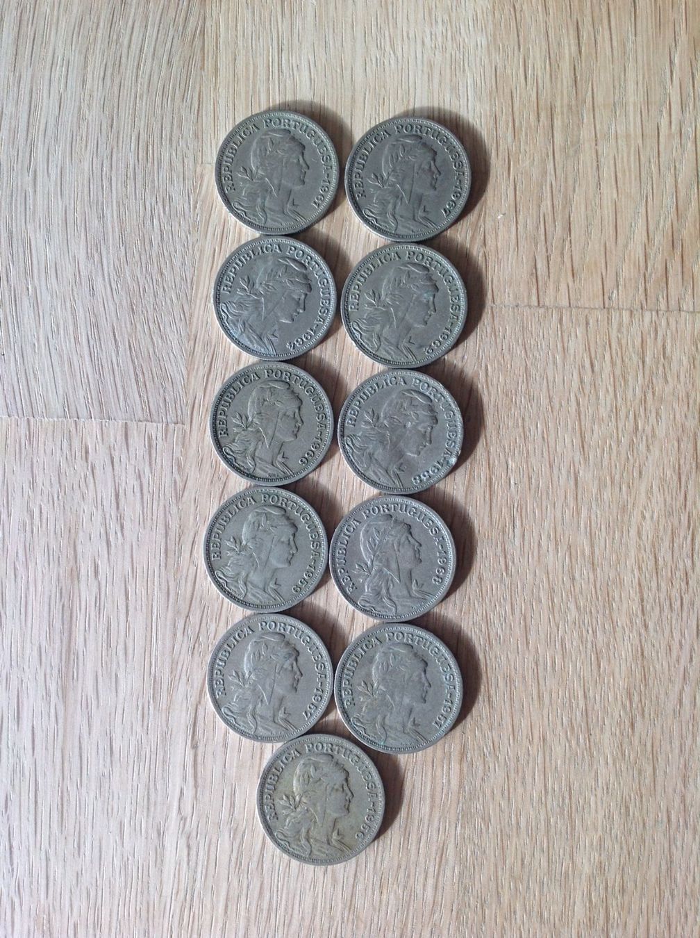 Tutti le monete: 11 pce de 50 centavos de Portugal TTB – Usato da Villars-sur-Glâne venduto da Graca03 2