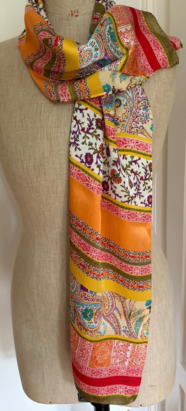 Codello Foulards & écharpes: Seidenfoulard von Codello – D'occasion à St.Gallen par Boergie 2