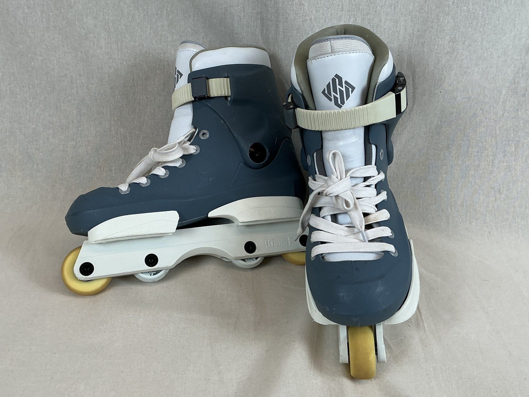 Patins à roul. & inline: USD XIV Classic Throne Kizer - Frames / Inline Skates Gr. 42 – D'occasion à Richterswil par Restwert_Richterswil
