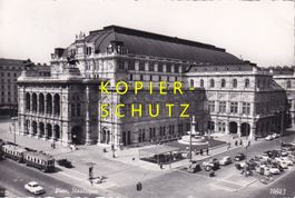 Wien - Staatsoper (mit Strassenbahn und alten Autos) /bo
