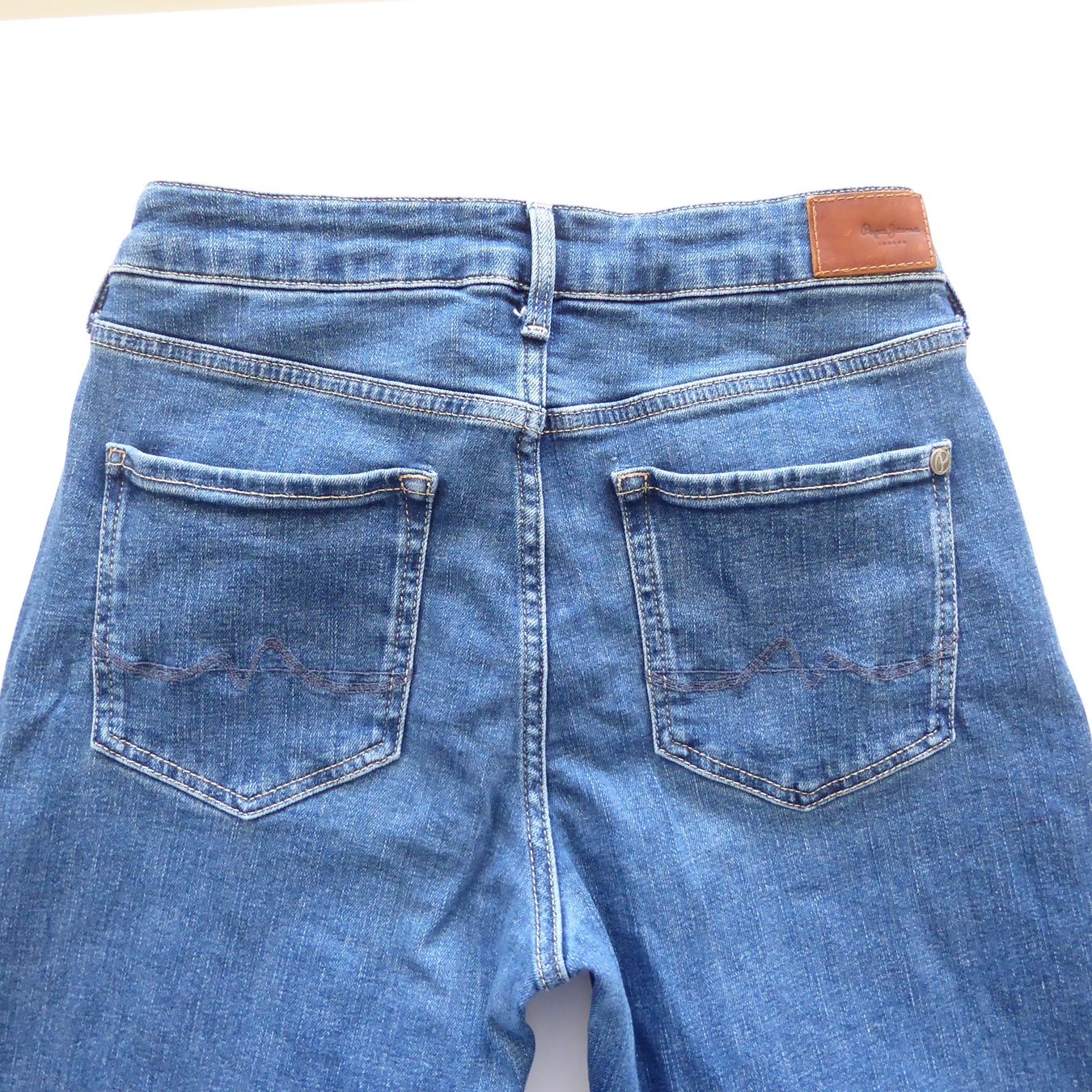 Pepe Jeans Jeans: Pepe Jeans Straight Mary - 28 / 30 – Usato da Basel venduto da Kunterbunt12 2