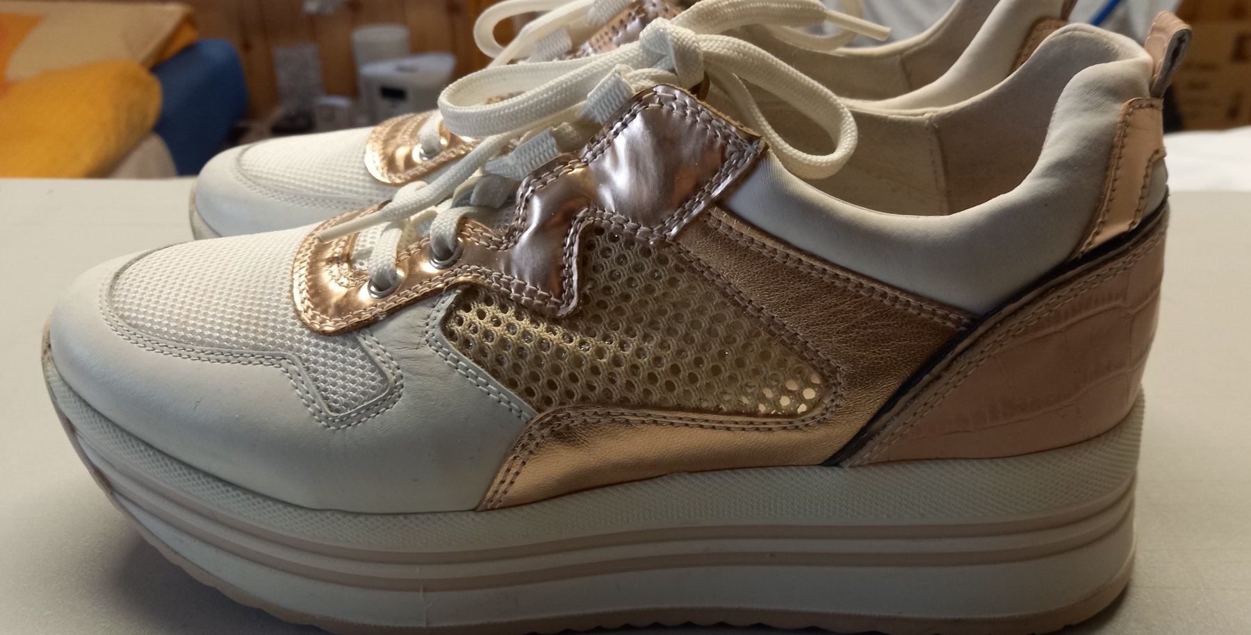 Scarpe da donna: Turnschuh für Damen – Usato da Thun venduto da Erti5 6
