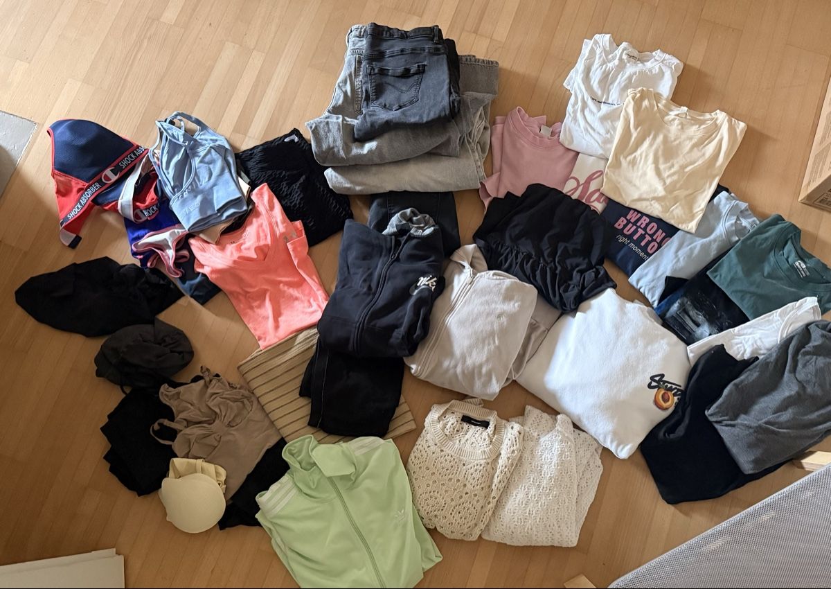 Lotti di vestiti: Grosse Kleiderpaket XL/L – Usato da Oberstammheim venduto da riis_sz